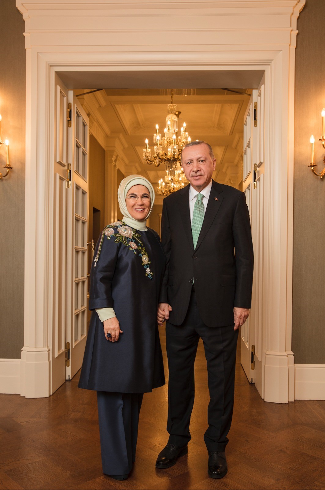 Cumhurbaşkanı Erdoğan Ve Emine Erdoğan Korona Virüse Yakalandı